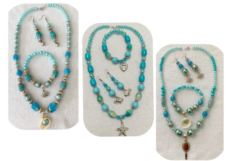 Joias de Iemanjá em azul e branco
